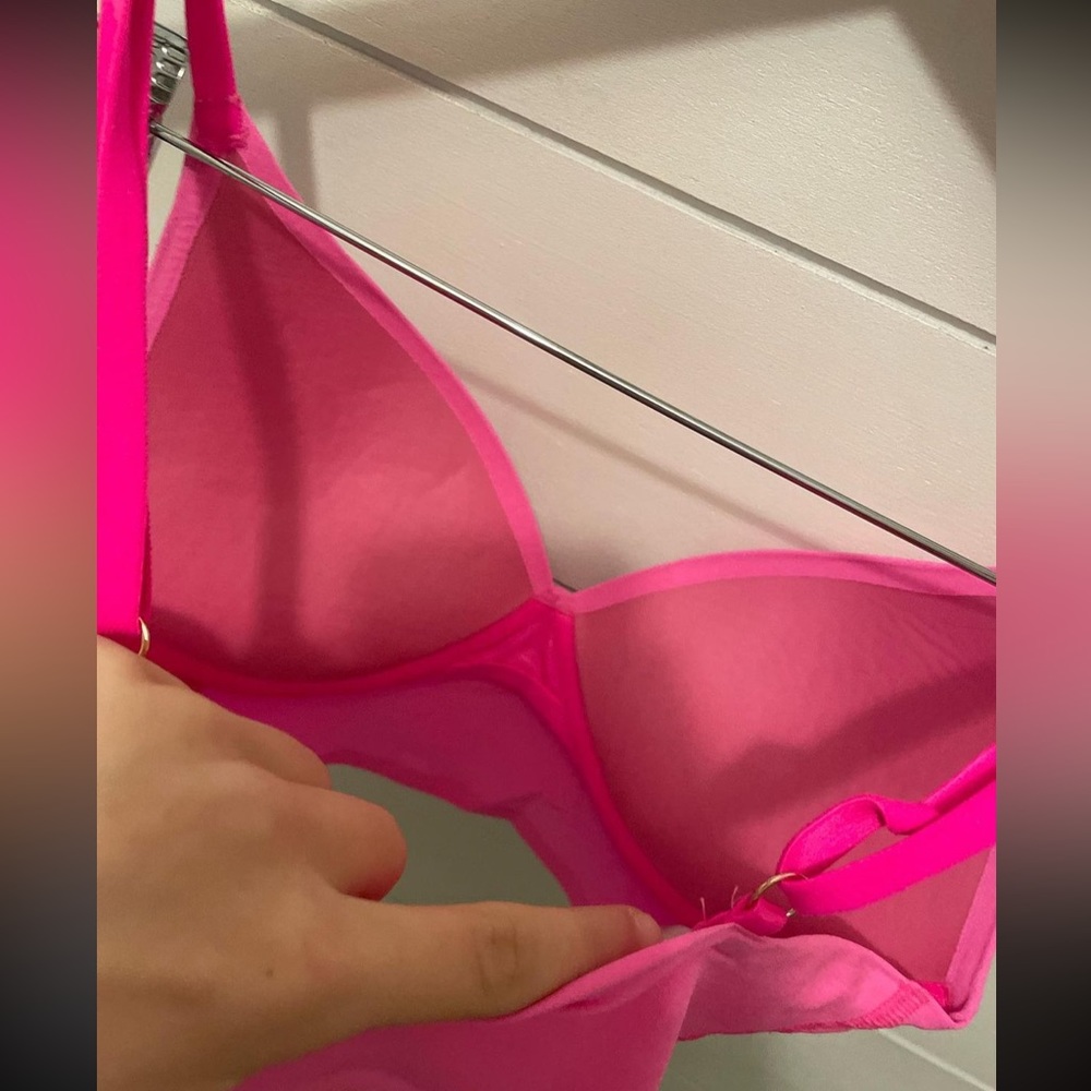 Padded Bra - Picture 3 of 4